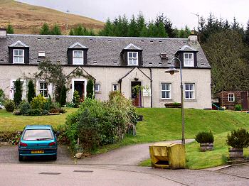 Mrs Bremner's B&B in Cairndow Picture of the B&B